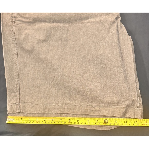 Dockers Mens Supreme Flex Grey Heathered Flat Front Shorts Size 54 Water Less - Picture 4 of 14